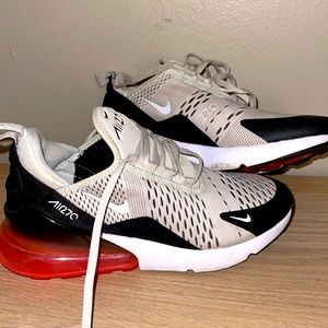 Nike Air Max 270